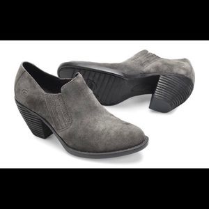 Born Fredrika Leather Ankle Boots Grey Suede